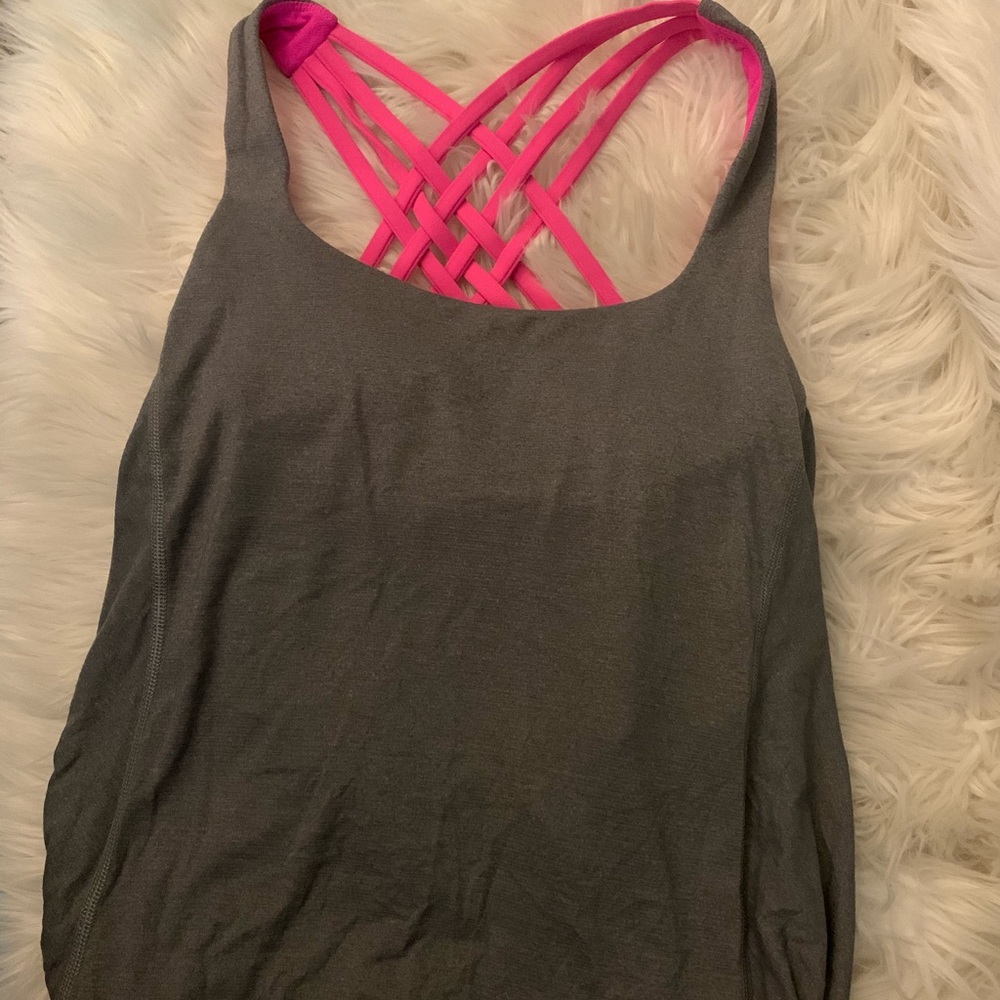 Lululemon top with built in bra. Size 4